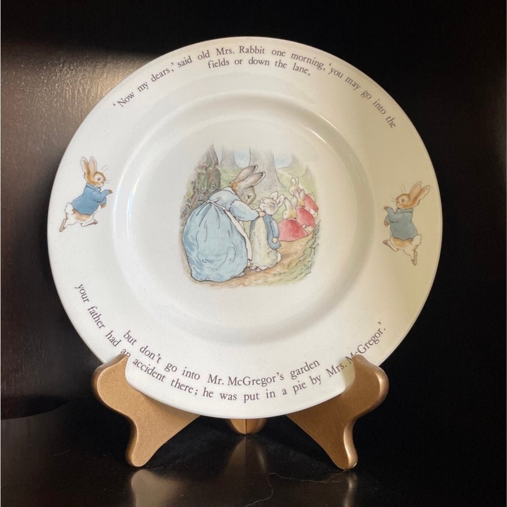 WEDGWOOD Peter Rabbit Stoneware Porcelain Plate by PotteryBarn Easter Collection